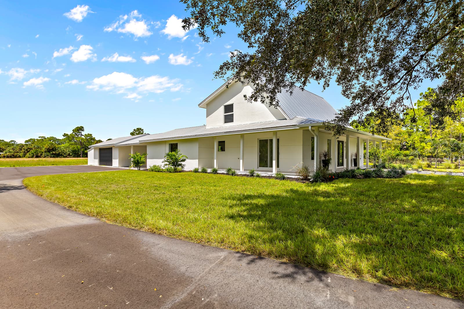 Golden Gate Estates Farmhouse photo 4