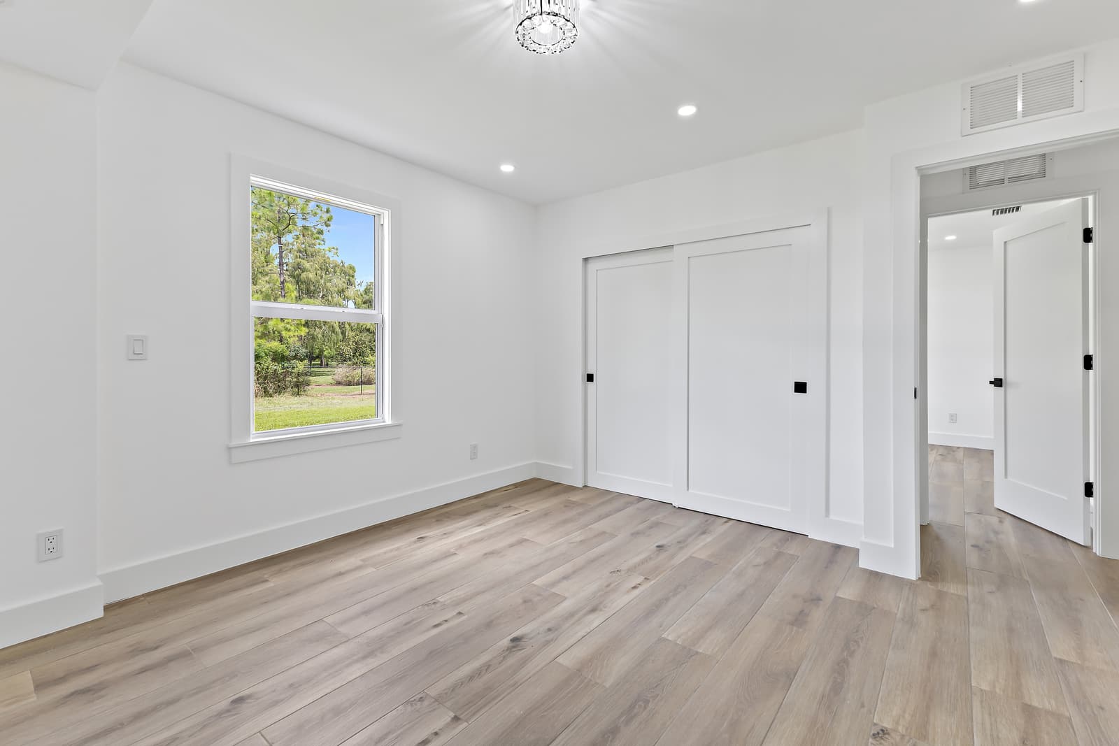 Golden Gate Estates Farmhouse photo 12