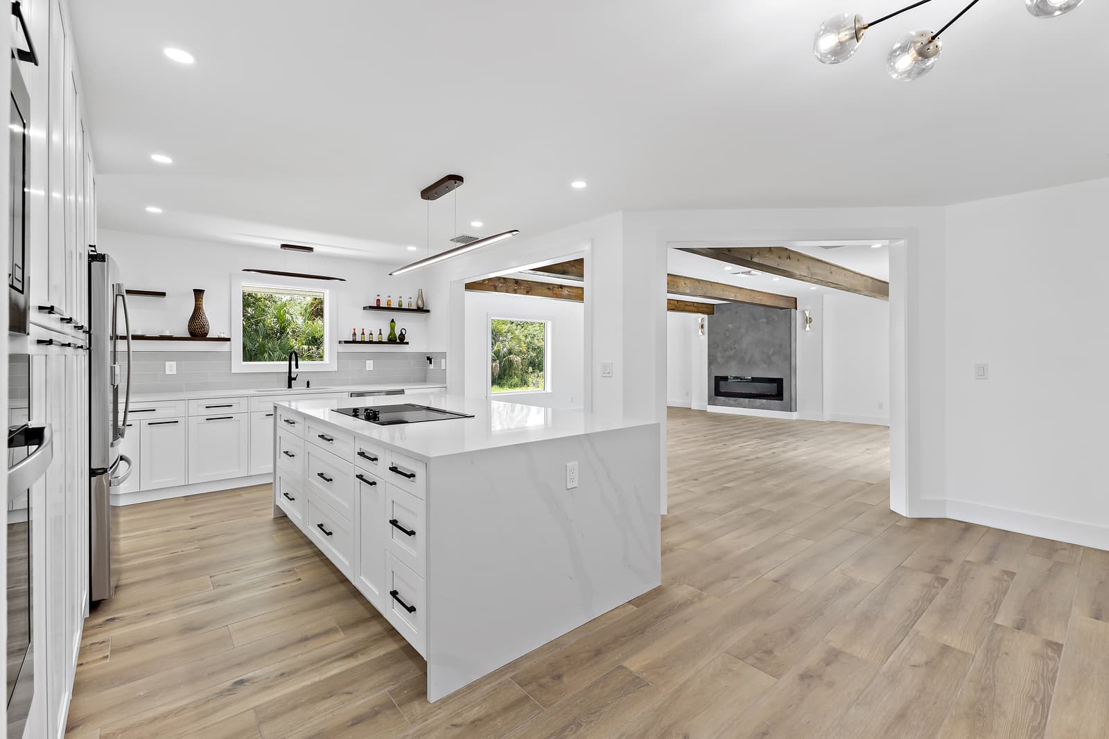 Golden Gate Estates Farmhouse photo 19