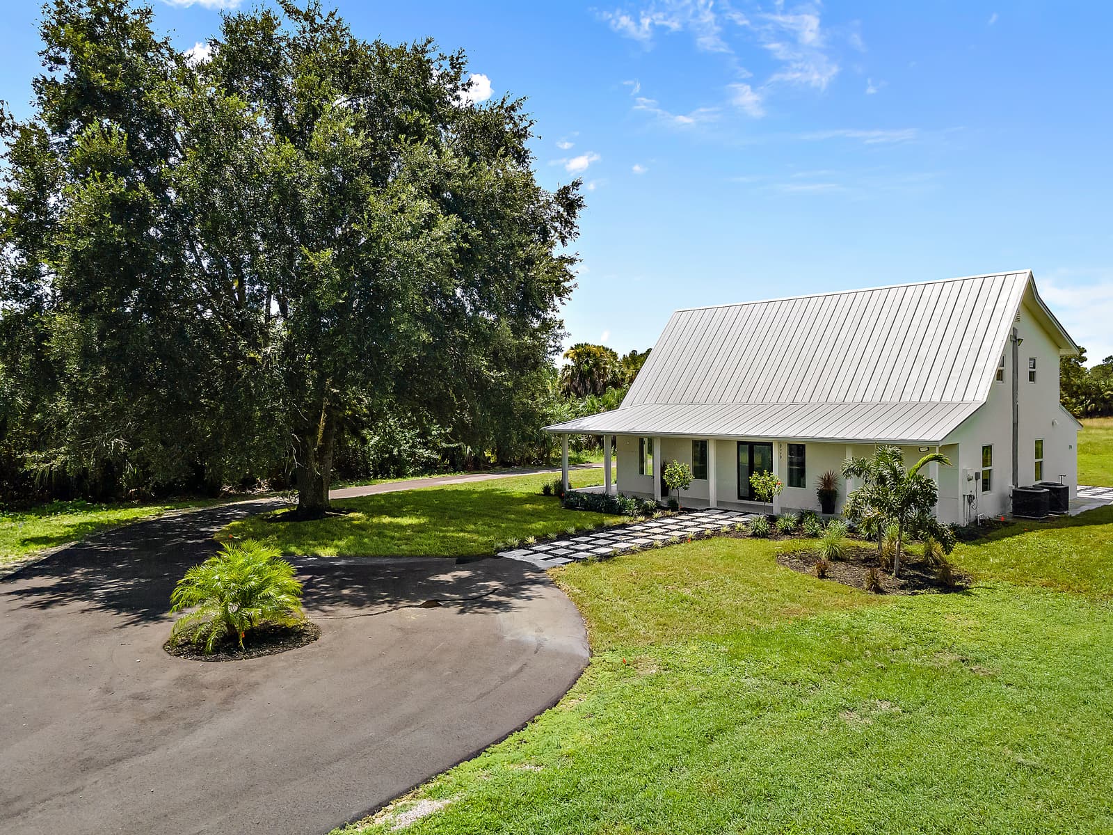 Golden Gate Estates Farmhouse photo 33