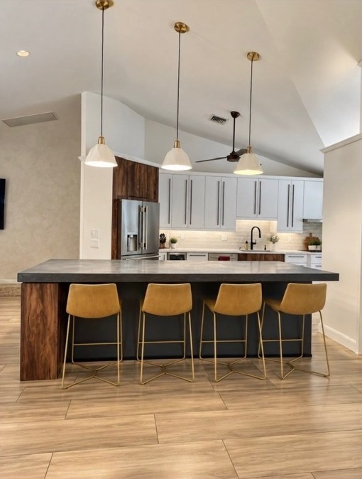 Modern Kitchen & Spa Bath photo 4